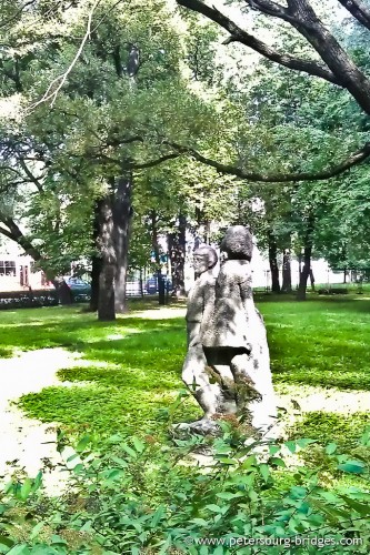 Sculptures in the Gagarinsky park